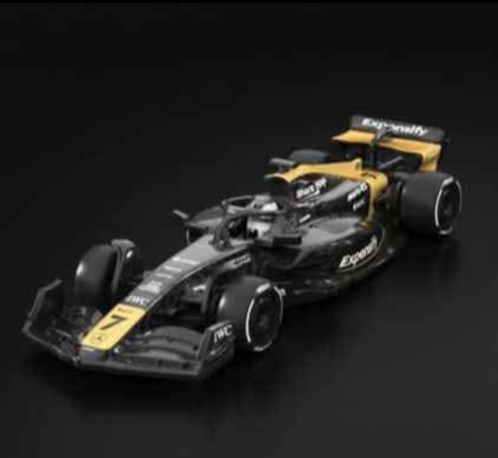 Auto Fórmula 1 Mc DonaldsNegro Año 2025. Edición Limitada. 1:43
