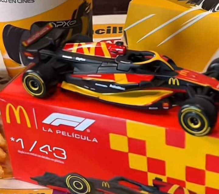 Auto Fórmula 1 Mc DonaldsNegro Año 2025. Edición Limitada. 1:43 - Imagen 5