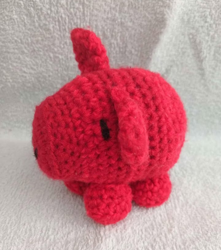 Amigurumi Cerdito Crochet Rojo