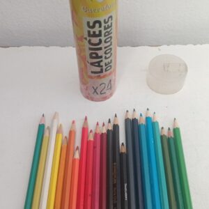 22 Lápices de colores Usados
